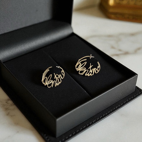 Jewelry - Elegant Gold Tone Script Earrings